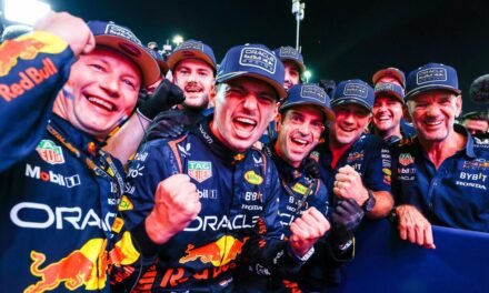 Verstappen: “Ha sido un año increíble, es un orgullo ser tricampeón”