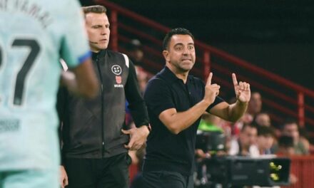 Xavi: “Ferran no molesta a nadie, no interfiere en la jugada”