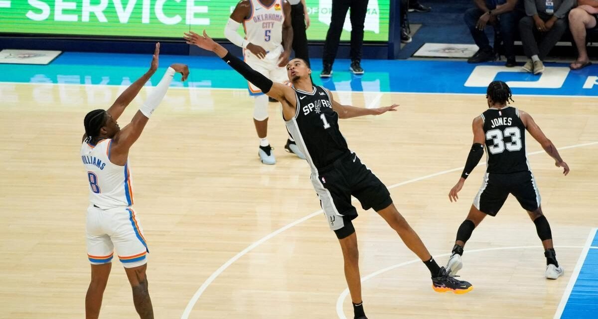 Wembanyama anota 20 puntos en su estreno con los Spurs