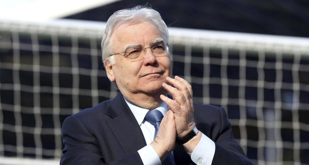 Muere el presidente del Everton, Bill Kenwright, a los 78 años