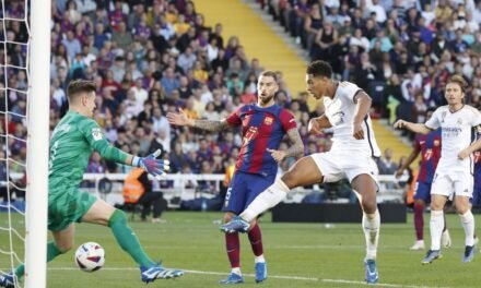 Bellingham desmonta a un Barça que perdona