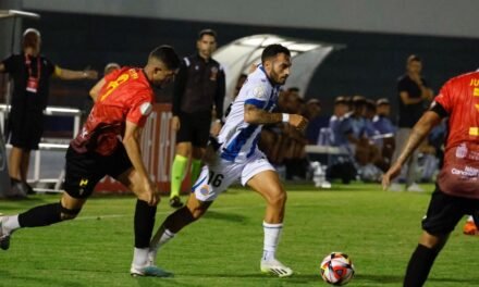 Un doblete de Salvi da una alegría al Espanyol en La Palma
