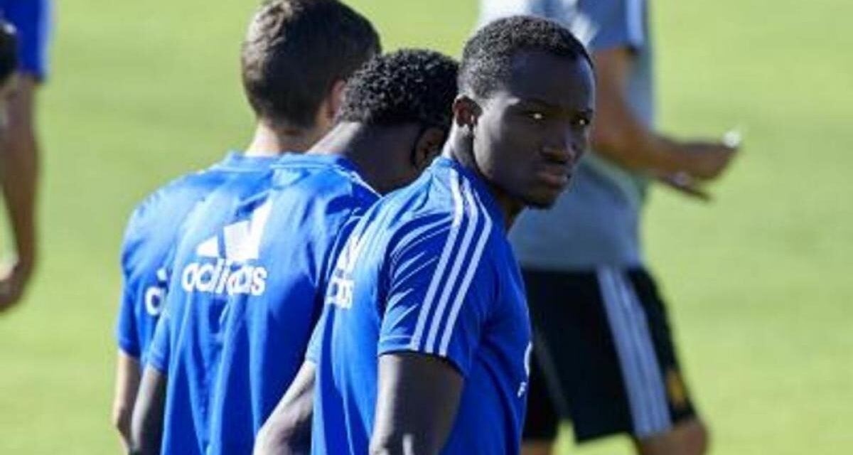 Fallece Raphael Dwamena a sus 28 años tras desplomarse durante un partido en Albania