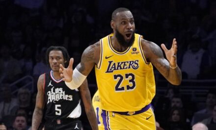 Los Lakers rompen su maldición ante los Clippers y ganan tras once derrotas seguidas