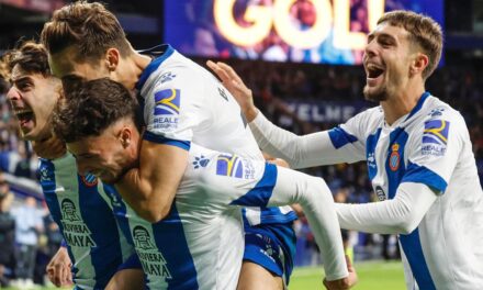 El Espanyol tira dos puntos más en el añadido