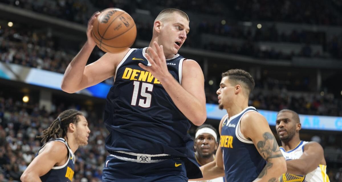 Los Warriors de Curry muerden el polvo ante los Nuggets de Jokic