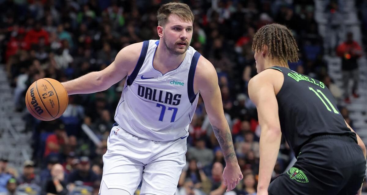 Doncic se atasca y los Mavericks se complican la copa de la NBA