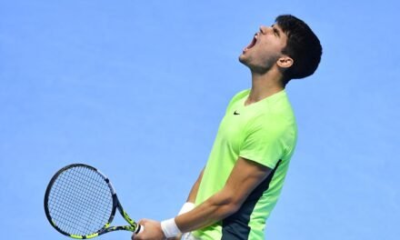 Alcaraz – Djokovic: horario y dónde ver el partido de tenis de hoy de las Nitto ATP Finals por TV