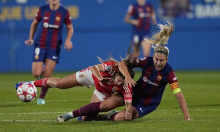 Alexia Putellas es baja por el golpe de la rodilla y Salma Paralluelo será la más adelantada del Barça