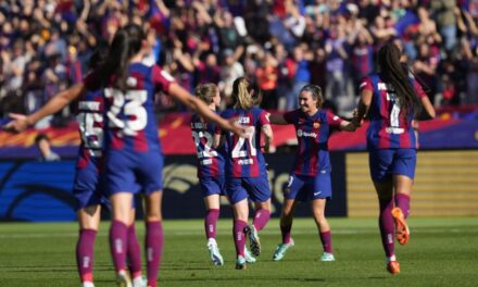 El Barça se divierte en Montjuïc y aplasta al Madrid en un nuevo clásico blaugrana