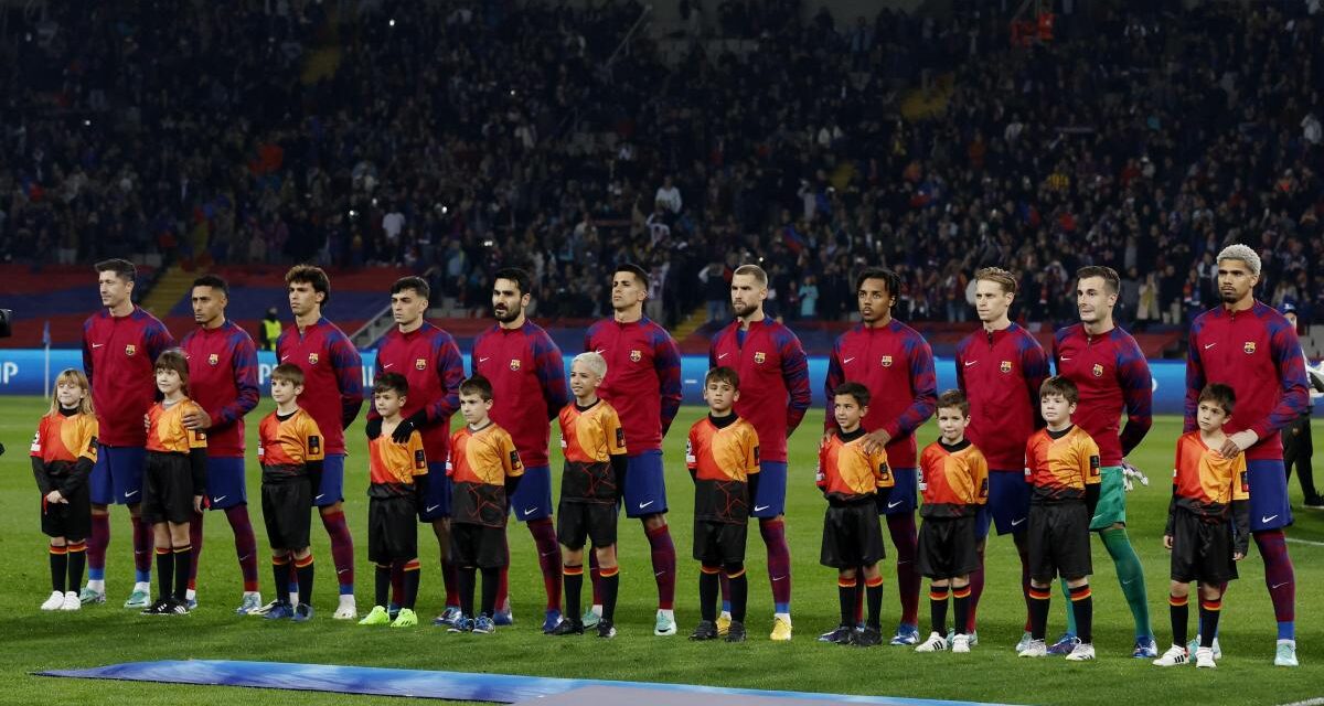 El Barça jugó sin catalanes en el once inicial en la Champions 21 años después