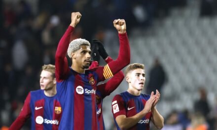 Araújo, con la mandíbula fracturada, jugará con máscara ante el Girona