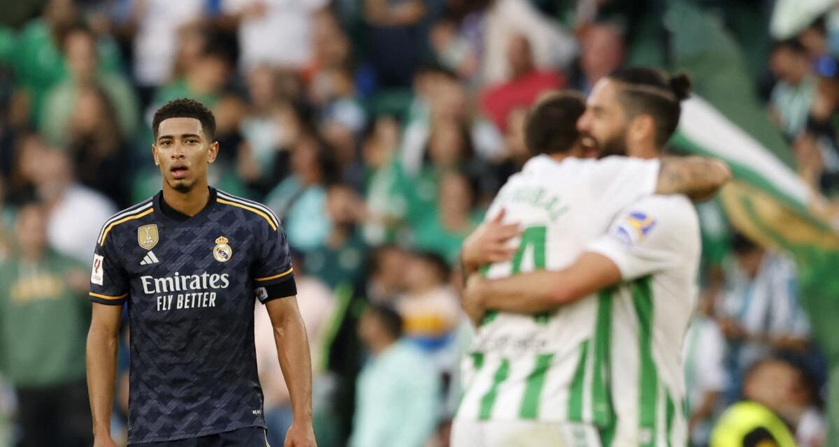 Bellingham y Rodrygo no bastan al Real Madrid ante un Betis soberbio