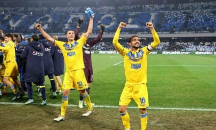 En cinco minutos, el Frosinone humilla y elimina al Nápoles de la Coppa