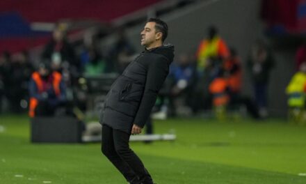 Xavi: “O corremos como animales o no nos llega, no somos el Barça de 2010”