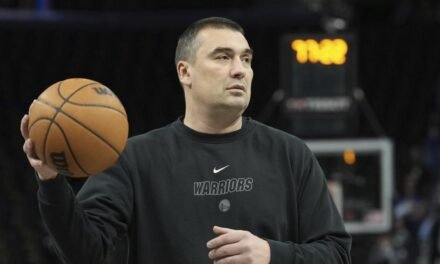 Muere a los 46 años Dejan Milojevic, asistente de los Warriors y ex del Valencia