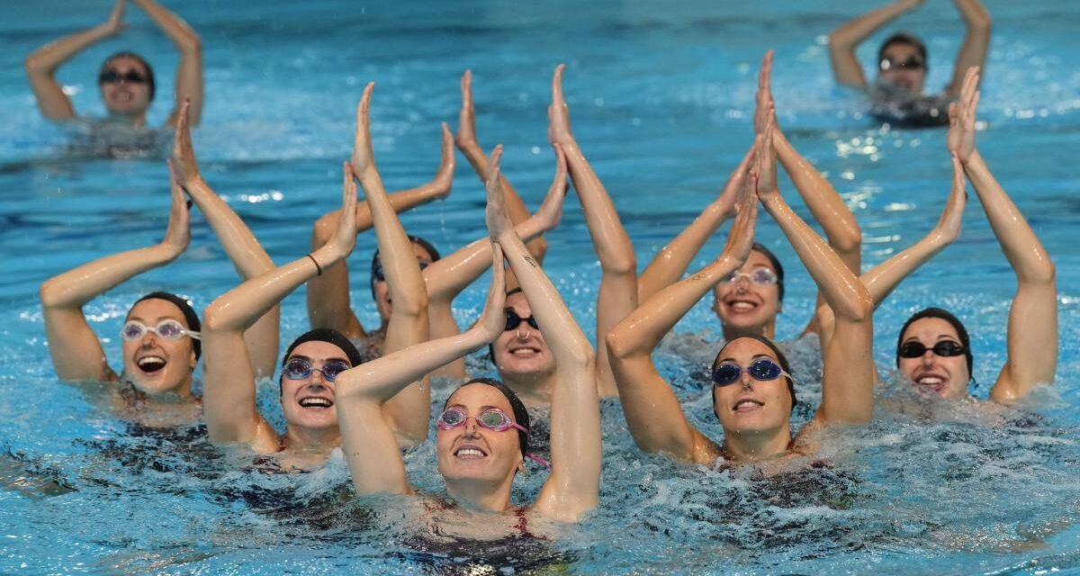 Natación artística y waterpolo: en sus manos queda