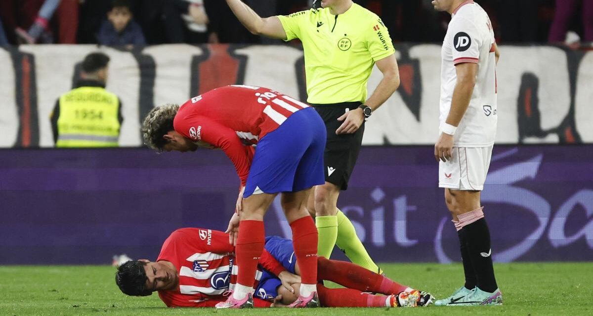 El Sevilla supera a un Atlético negado con el gol