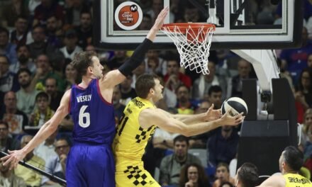 El Barça se cita con el Madrid en la final de la Copa con una exhibición histórica