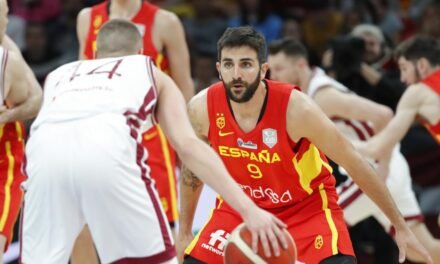 España cae pero Ricky Rubio deja grandes sensaciones en su reaparición