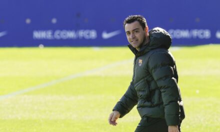 Xavi: “Hay que reinventar el centro del campo”