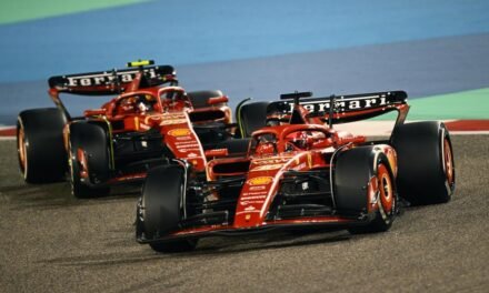 Verstappen pasa su primer rodillo y Sainz ofrece un recital para ser tercero