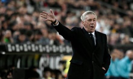 Ancelotti: “La tarjeta roja a Bellingham fue equivocada. No insultó”