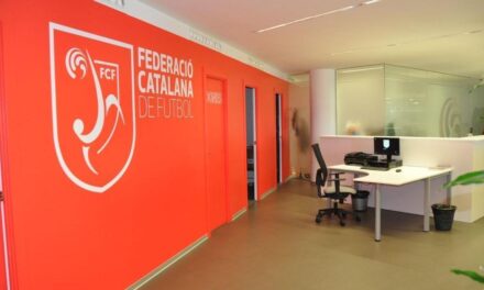 Los Mossos d’Esquadra registran la sede de la Federación Catalana de Fútbol