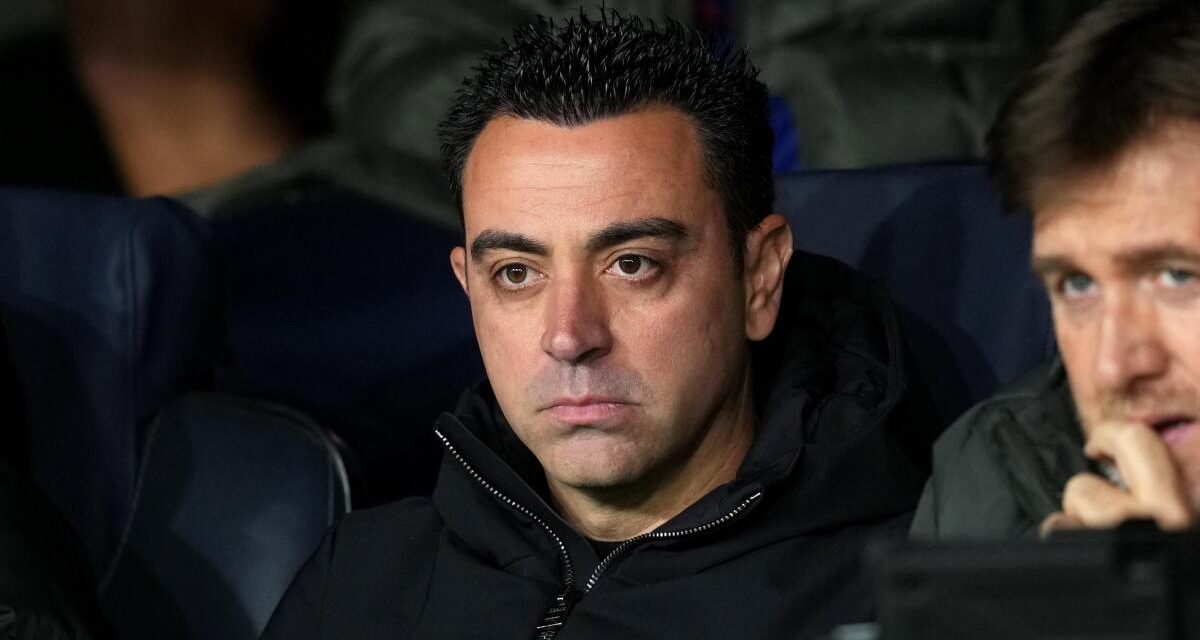 Xavi dispara contra la prensa: “¿Qué hacemos ahora con el bufón de la Champions?”