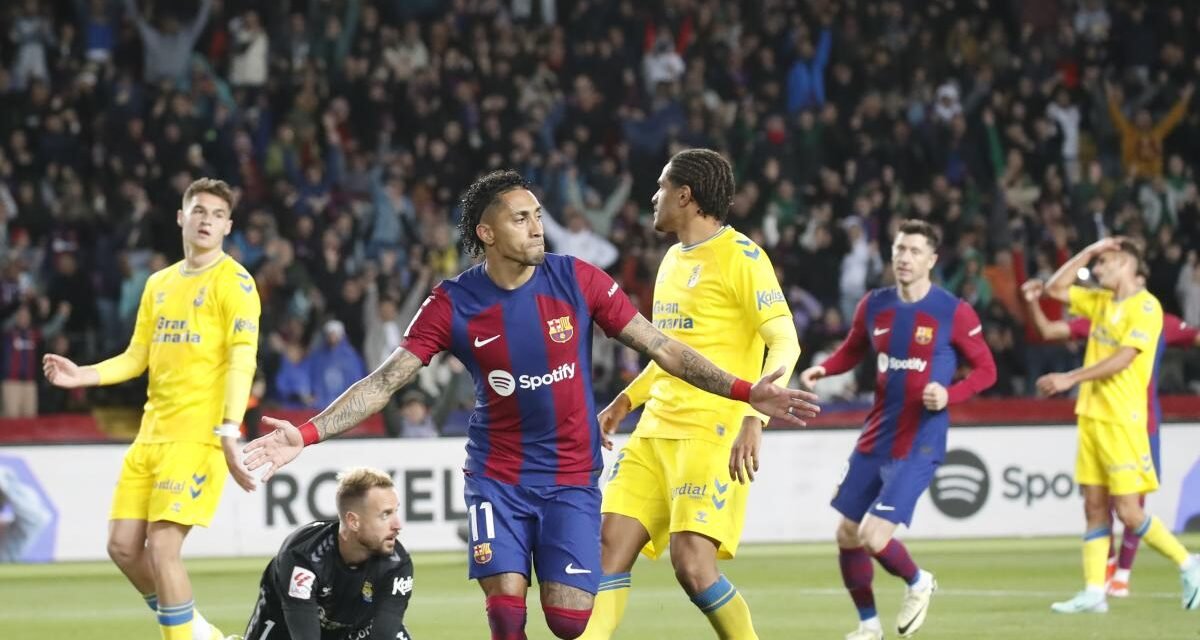 El Barça bate al Las Palmas y presiona al Madrid