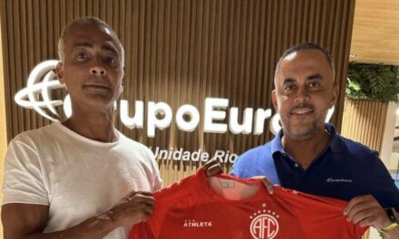 Romario vuelve al fútbol profesional a los 58 años en el equipo que preside