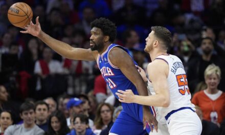 Embiid avasalla a los Knicks con 50 puntos y los Nuggets dejan a los Lakers en el alambre