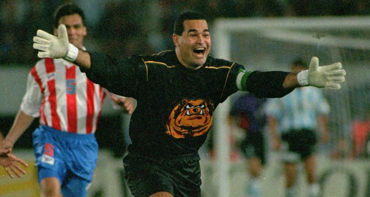 El impresentable mensaje de Chilavert tras la muerte de Menotti: “Los monos seguimos vivos”