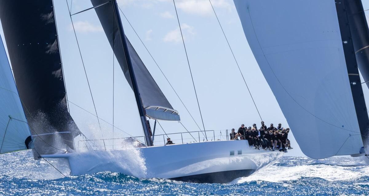 El ‘Galateia’ brilla en una primera jornada de PalmaVela marcada por el viento