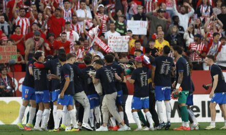 El Girona celebra por todo lo alto su clasificación para la Champions