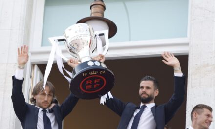 Celebración del Real Madrid, en directo | Última hora de la fiesta de Cibeles