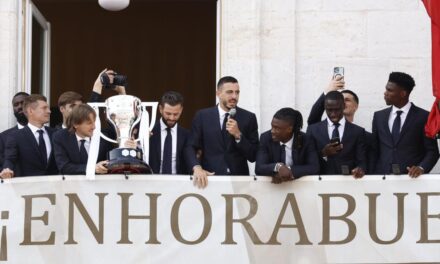 Medio millón en las calles en la rua del Real Madrid