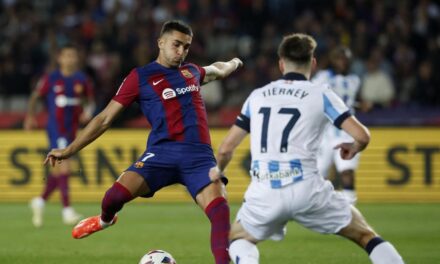 Héctor Fort y Ferran Torres vuelven a ser titulares un mes después