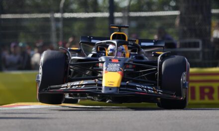 Verstappen saca el martillo en Imola y Alonso saldrá penúltimo por un accidente