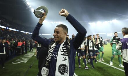 Mbappé se despide del PSG con una gran fiesta