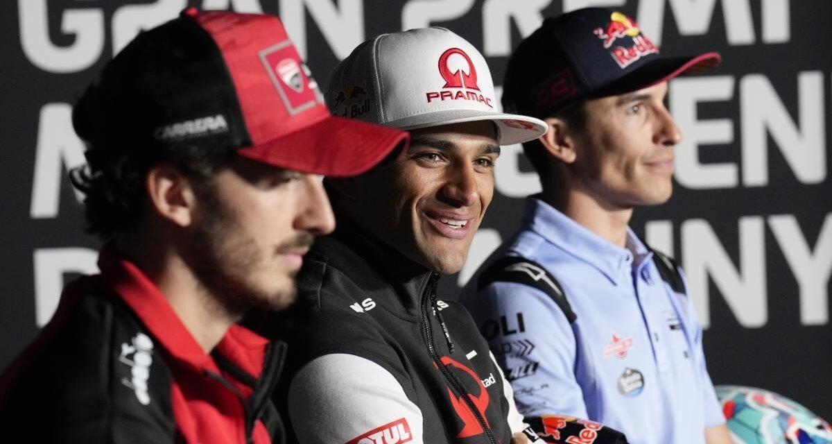 Martín birla el mejor tiempo a Marc Márquez en el primer ensayo de Montmeló