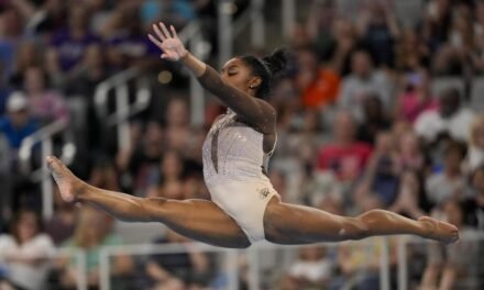 Biles conquista su noveno título nacional con la mirada en París