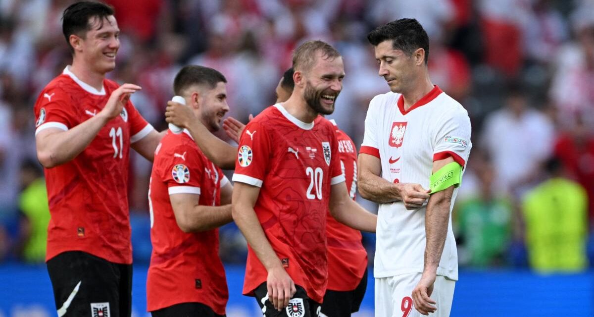 Un efímero Lewandowski queda al borde de la eliminación