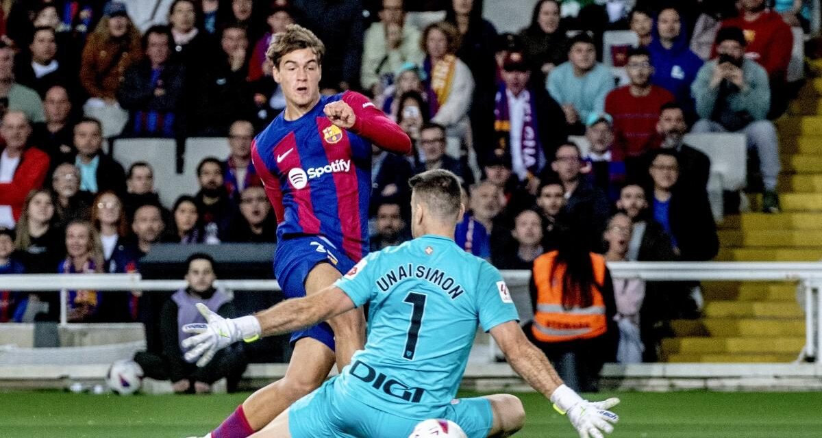 El Chelsea tienta a Marc Guiu, que se lo piensa