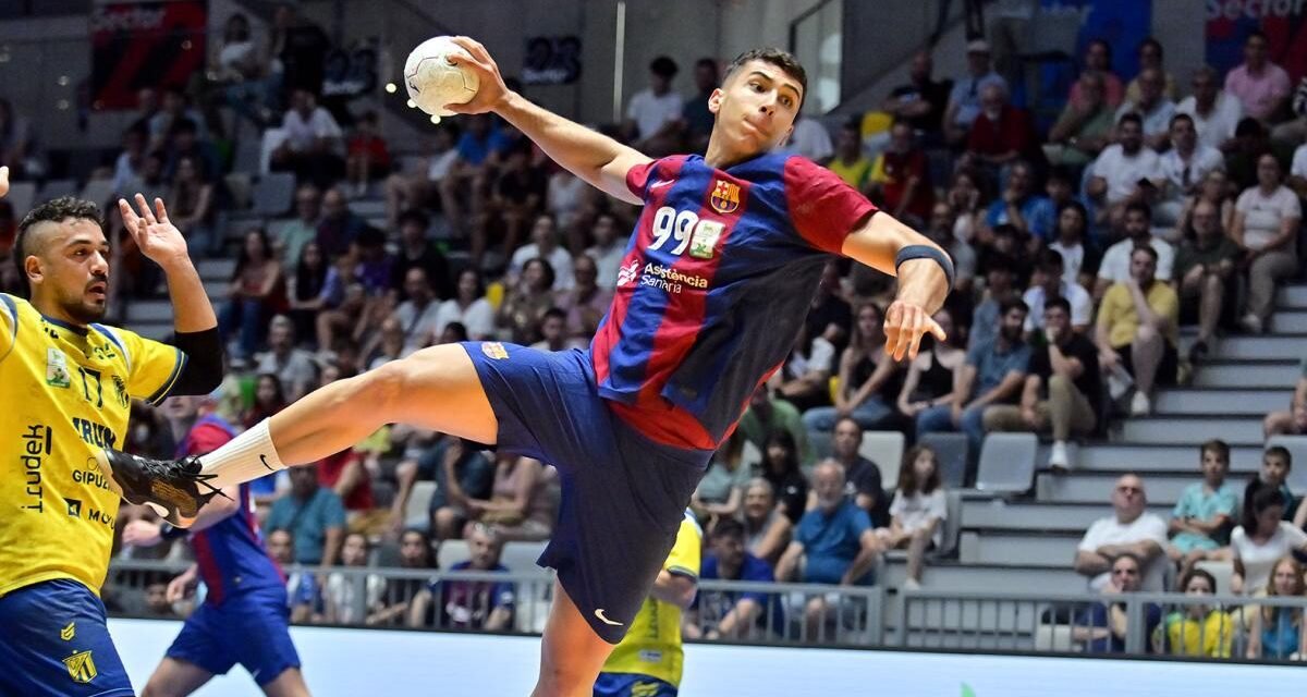 El azulgrana Javi Rodríguez se lesiona y será sustituido por Adrià Figueras en los ‘hispanos’