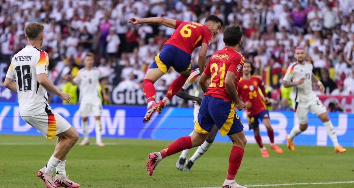 Mikel Merino fulmina a Alemania en la prórroga y abre la puerta de semifinales