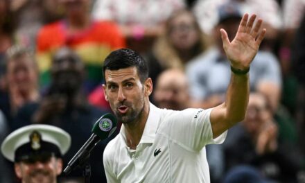 Djokovic tira de sarcasmo contra sus detractores y avisa: “Si se cruza la línea, respondo”