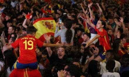 Rocafonda, el barrio que vio crecer a Lamine Yamal celebró como nunca el triunfo de su futbolista