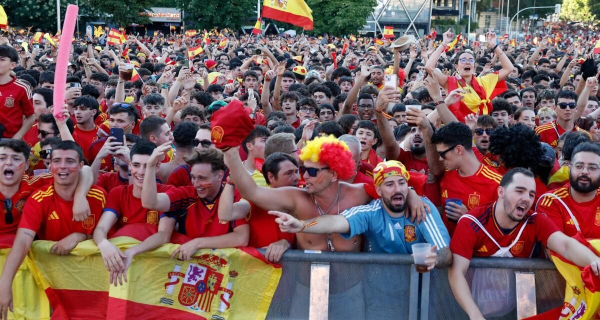 La celebración de España tras conquistar la Eurocopa por las calles de Madrid, en Streaming