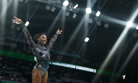 Simone Biles: una diosa, un abanico de finales y un tobillo maltrecho